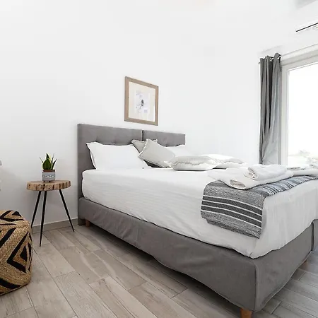 White Pearl Naxos With Private Swimming Pool