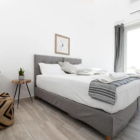 White Pearl Naxos With Private Swimming Pool
